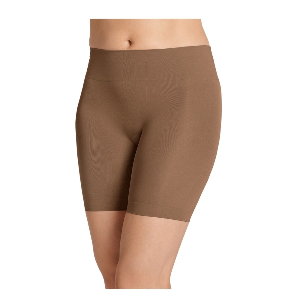 NEW Jockey Essentials Seam Free Slipshort